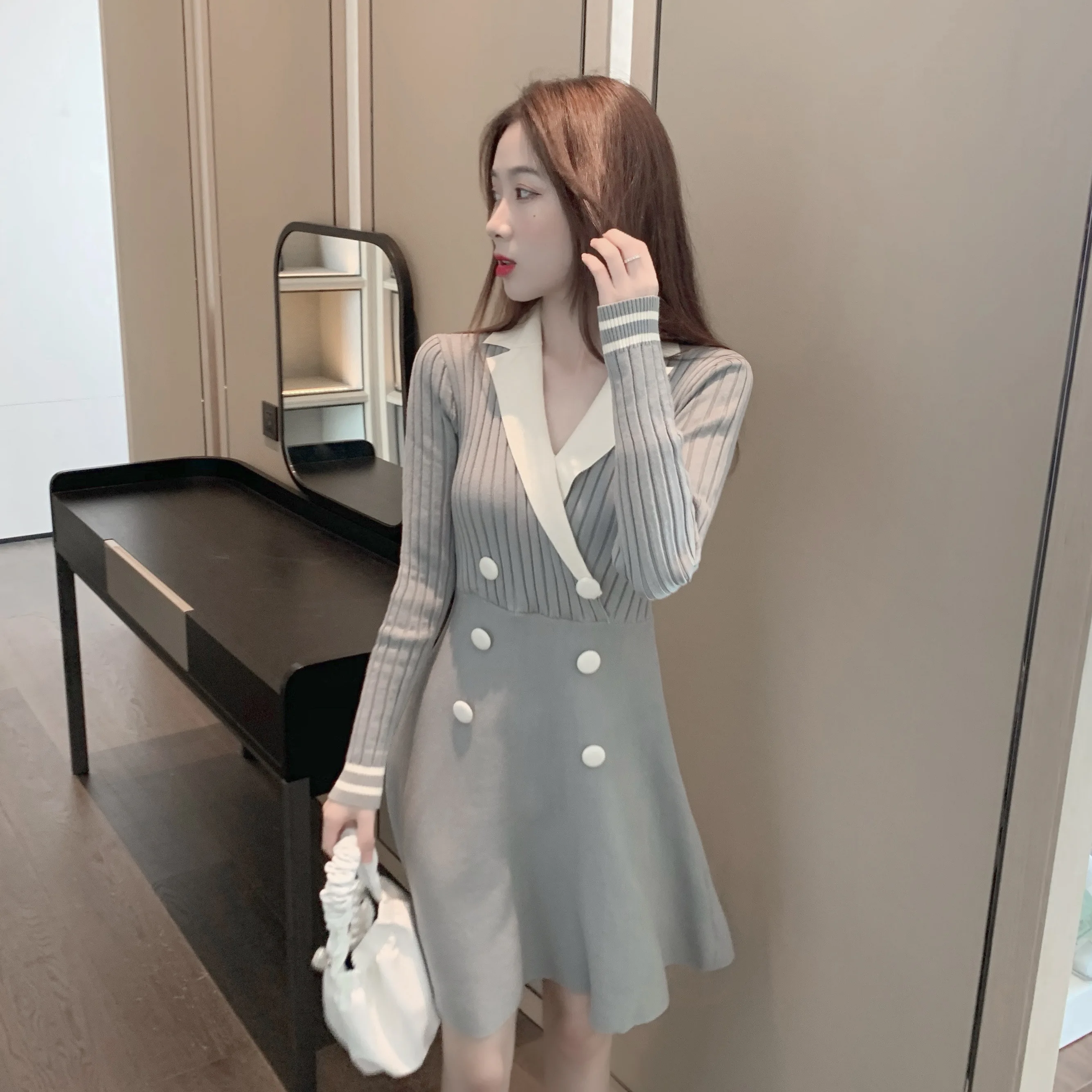 Women Long-sleeved Knitted Dress Women's Autumn and Winter 2020 New Lapel Color Matching Double-breasted Sweater Suit Dresses