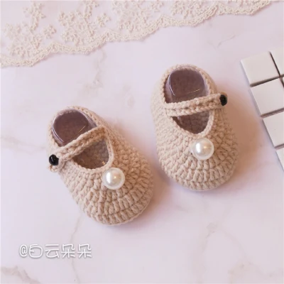 Zapatos de ganchillo para bebé, chanclas blancas para bebé, zapatos de ganchillo para bebé, tallas de 0 a 12 meses, zapatos tejidos a mano para bebé pequeño