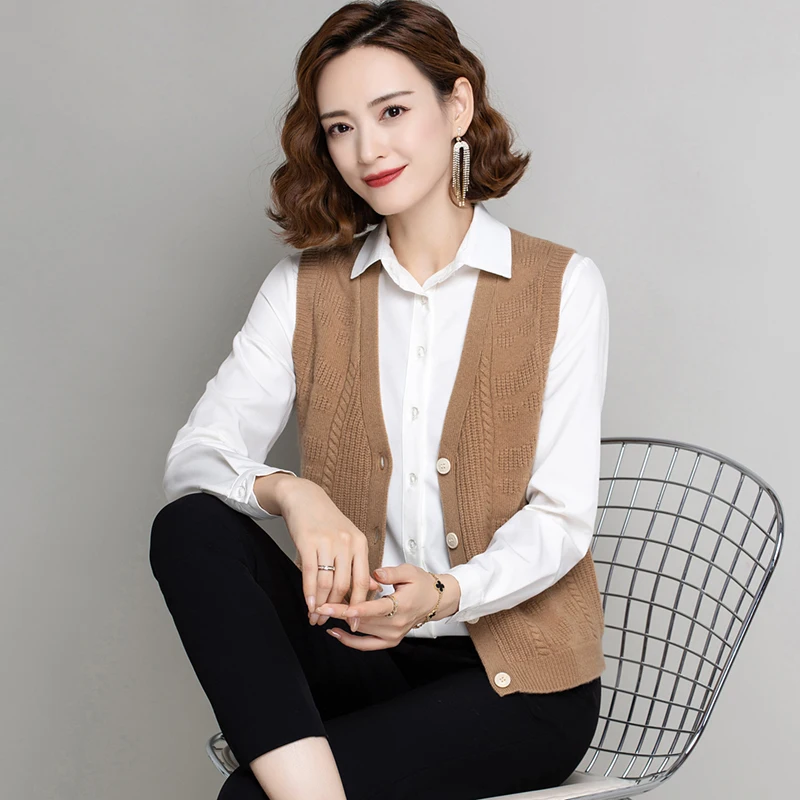 

100% Sheep Wool Cardigan Vest 2022 Spring Women's Sleeveless Wool Sweater Coat Ladies Single Breasted Pure Wool Knitwear