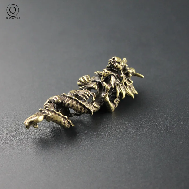 Archaize Copper Dragon Keychains Pendant Vintage Brass Metal Chinese Zodiac Animal Keychain Charm Car Key Rings Handmade Gifts
