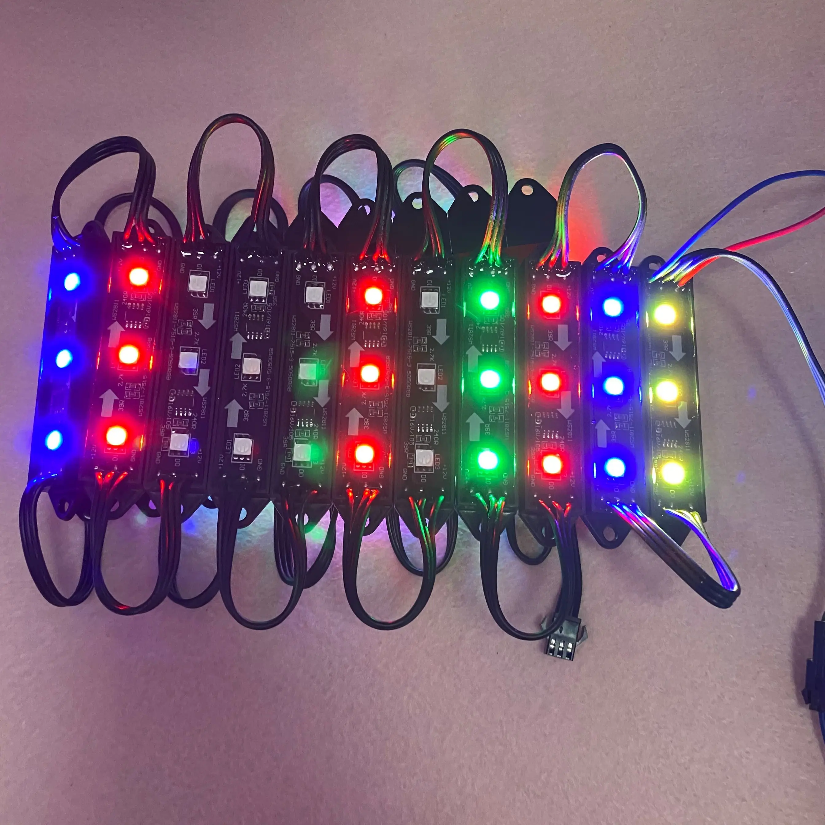 20pcs/string DC12V WS2811 LED RGB full color pixel module,IP68,0.72W/pixel,black case, 18awg all black wire,size: 75mm*15mm