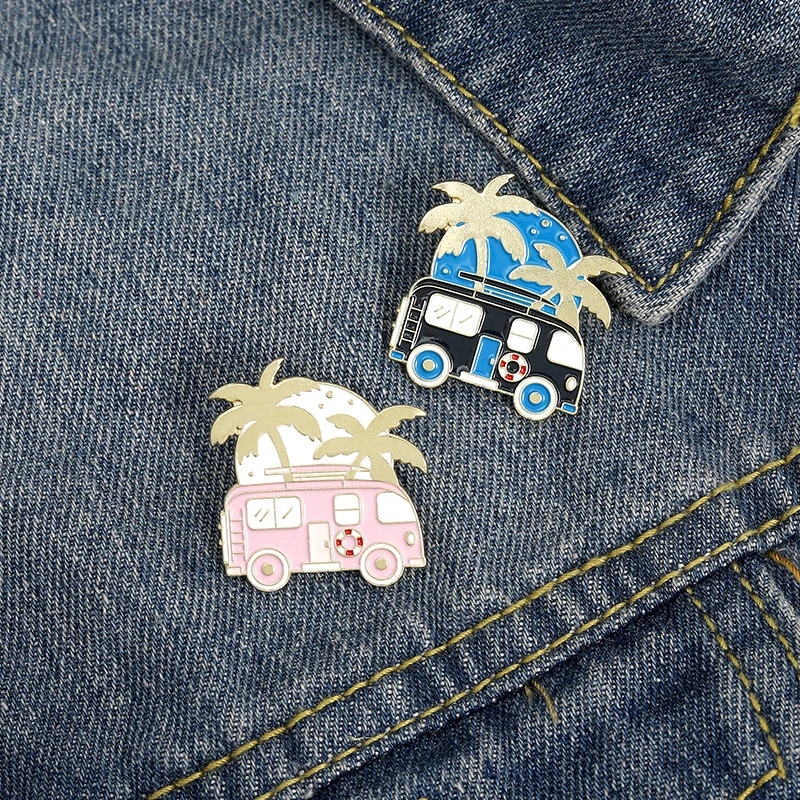 Creativity Men Women Metal Enamel Pin Bus With Beach Tree Badge Shirt Jewelry Brooches Nature Travel Lovers Lapel Pins Gift