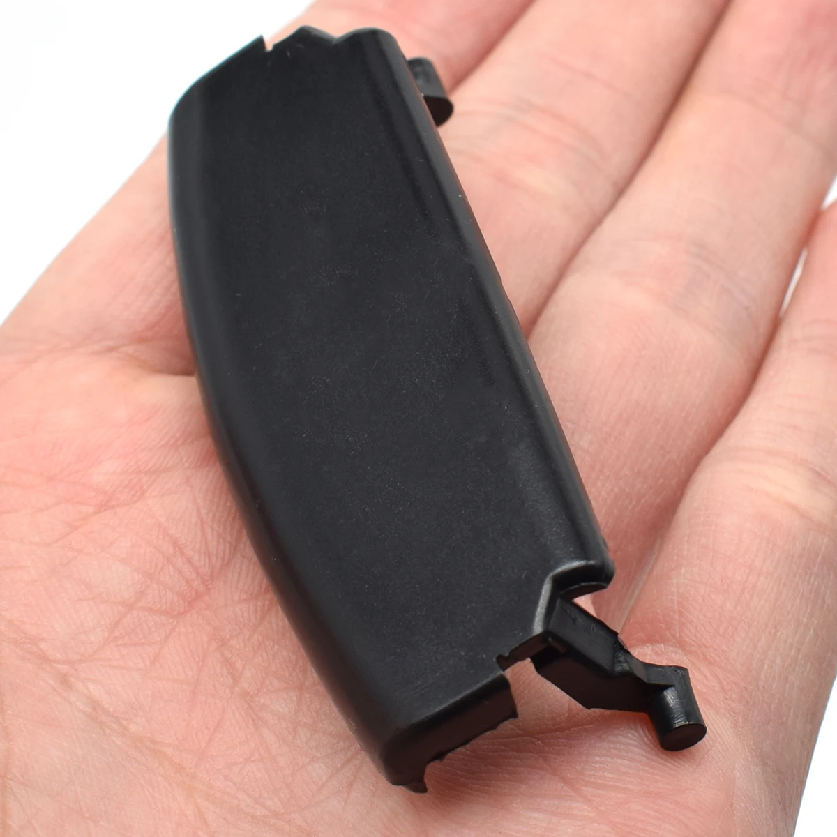 Car Armrest Lid Center Console Cap Latch Cover Clip Catch For Audi A4 B6 B7 2002 2003 2004 2005 2006 2007 Auto Accessories Black