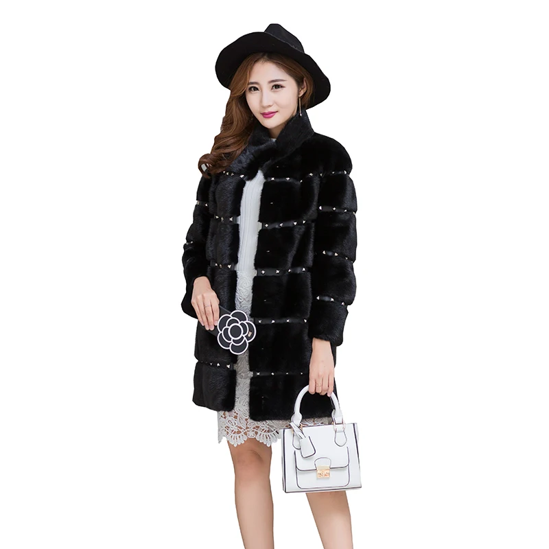 

2023 Real Winter New Mink Coat Women's Whole Mink Medium length Rivet European and American Sexy Punk Young Fashion Mink Coat