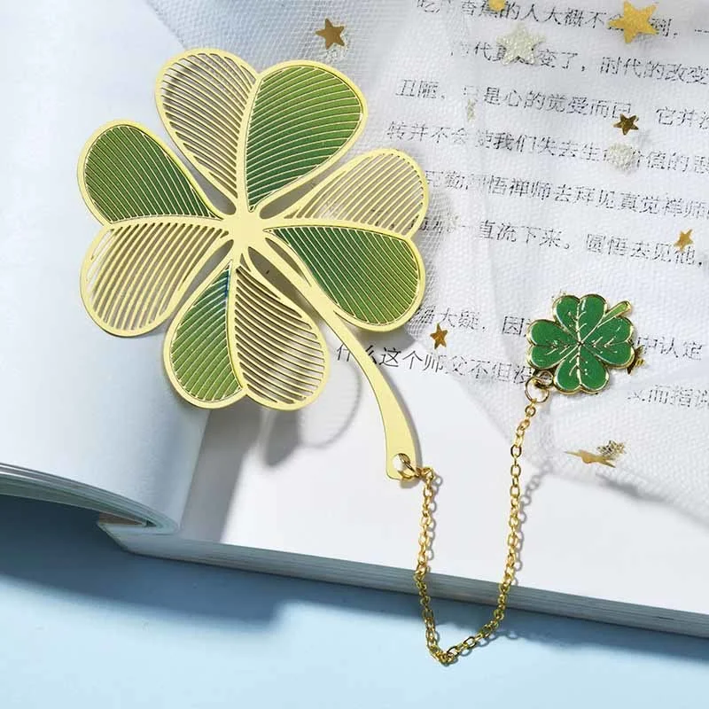 1 Psc Metal Bookmark Vintage Chinese Style Rose Flower Four Leaf Clover Hollow Fringed Pendant 3D Painted Bookmarks for Books