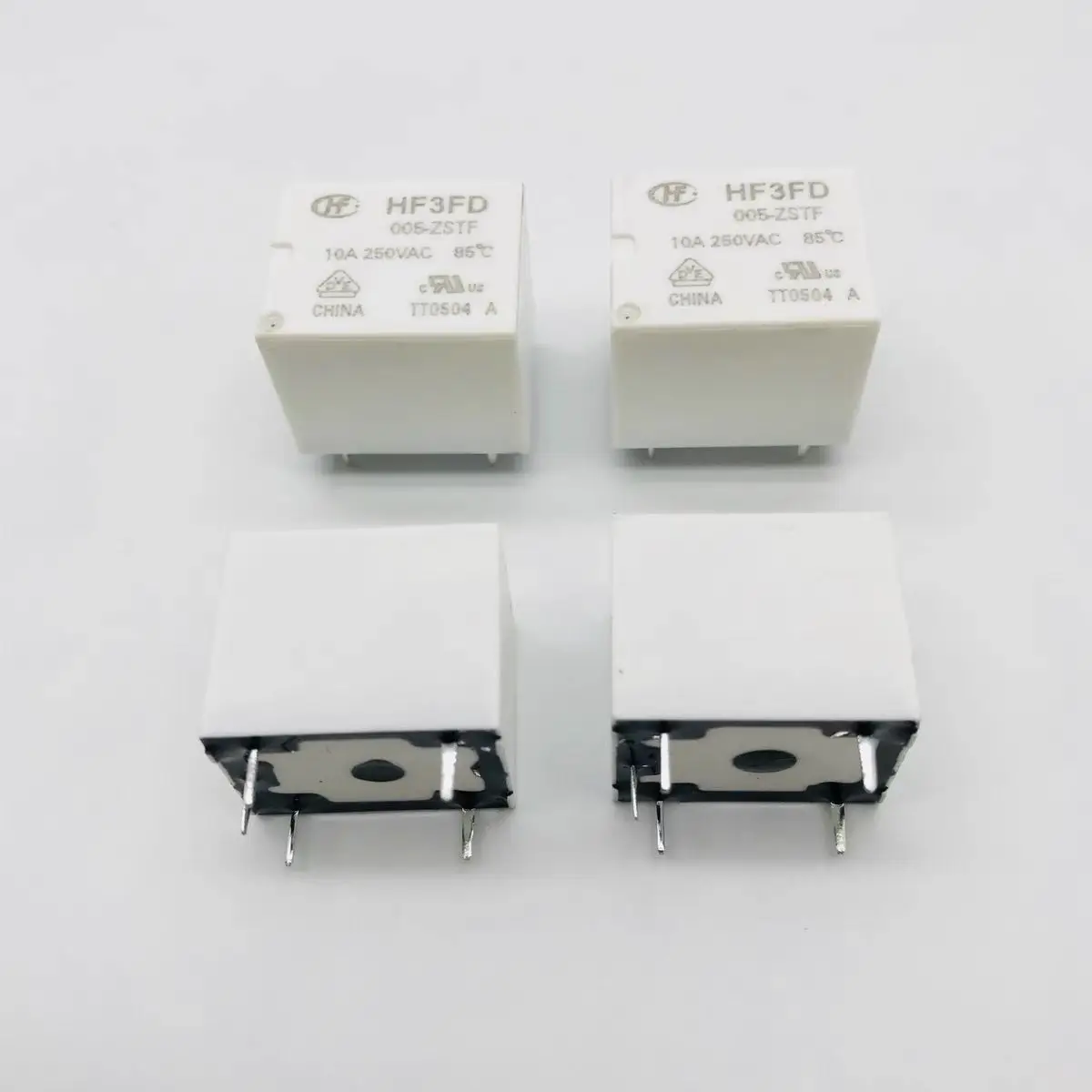 10 pz/lotto HF3FD-005-ZST HF3FD-005 HF3FD-005-ZSTF HF3FD-012-ZST HF3FD-024-ZST HF3FD-003-ZS DIP NUOVO Originale di trasporto libero