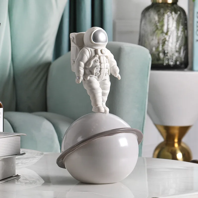 Europe Space Man Figure Astronaut Figurines Modern Creative Phone Holder Cosmonaut Statue Sculpture Home Decoration Accessories