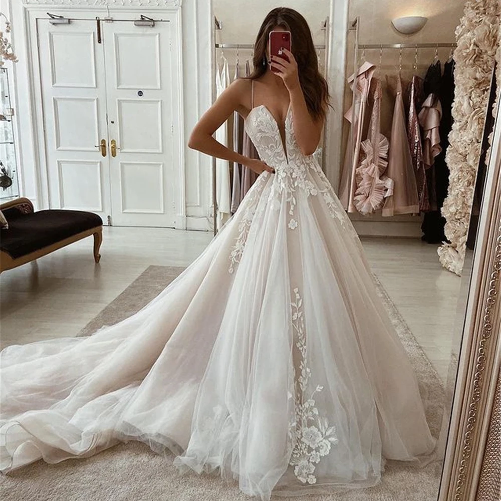 A-Line Dream abiti da sposa Boho scollo a v Appliqued abiti da sposa in pizzo cinghie Tulle Beach Princess Party Dress 2021 Long Train