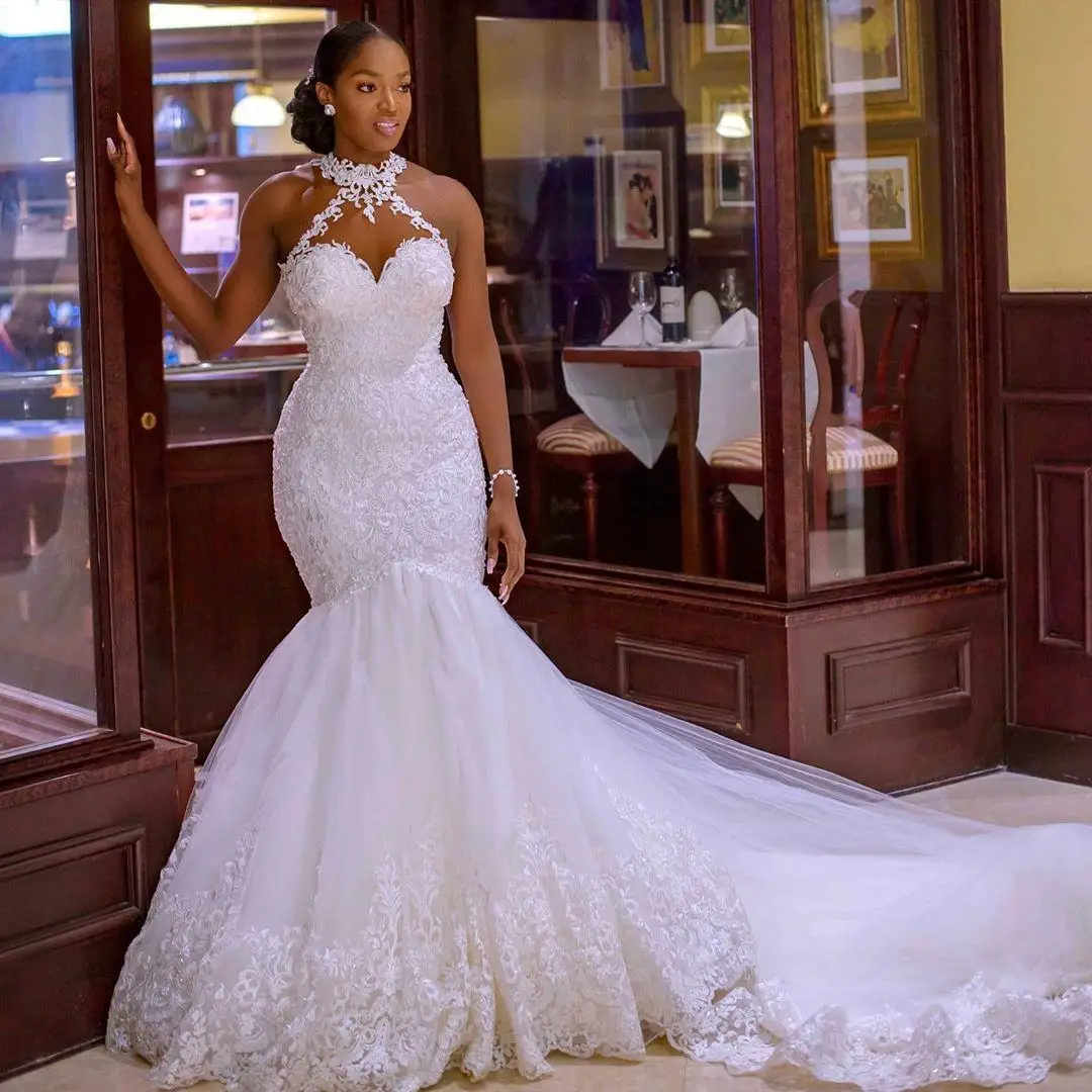 Vestidos de novia de sirena, ilusión Halter, apliques de encaje, con cuentas de cristal, tren largo de la campana, vestidos de novia formales