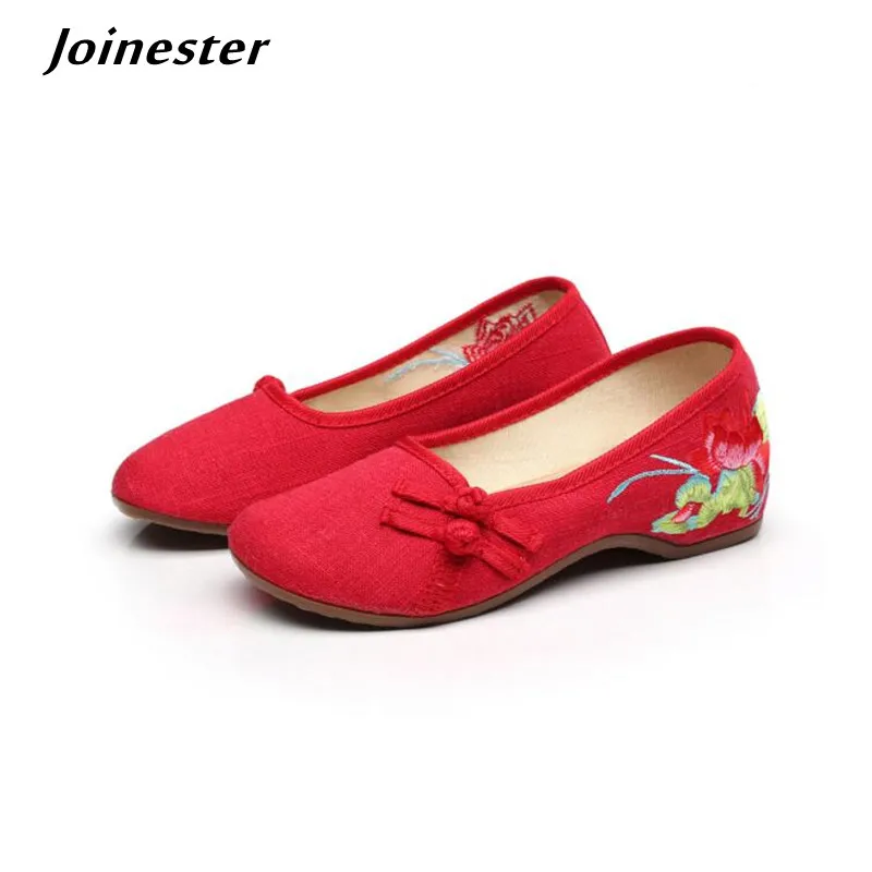 Traditional Women Pumps Cotton Fabric Loafers Ethnic Embroidery Canvas Casual Shoe Vintage Button Lady Wedges Shoe Bridal Shoes