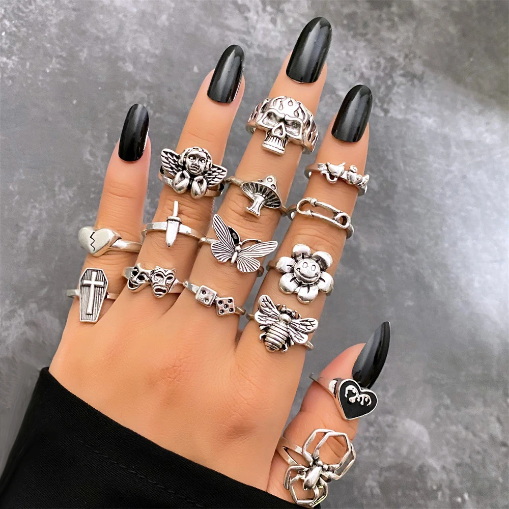 Vintage Gothic Skull Flower Angel Rings for Women Hip Hop Silver Color Butterfly Heart Finger Ring Fashion 2021 Trend Jewelry