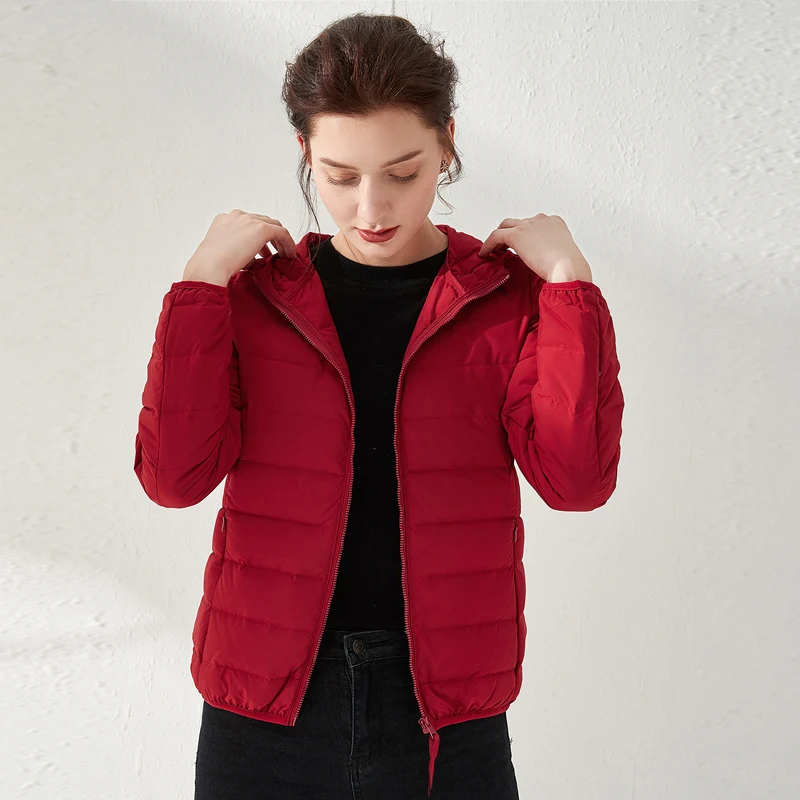 Chaqueta de plumón ultraligera para mujer, chaquetas impermeables, abrigo cálido con capucha, Parka femenina, ropa de exterior mate sin costuras, portátil, sólido, Invierno