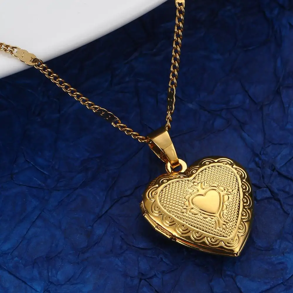 Trendy Gold Color Heart Locket Pendant Necklace with Engraved Cute Heart Chain Jewelry