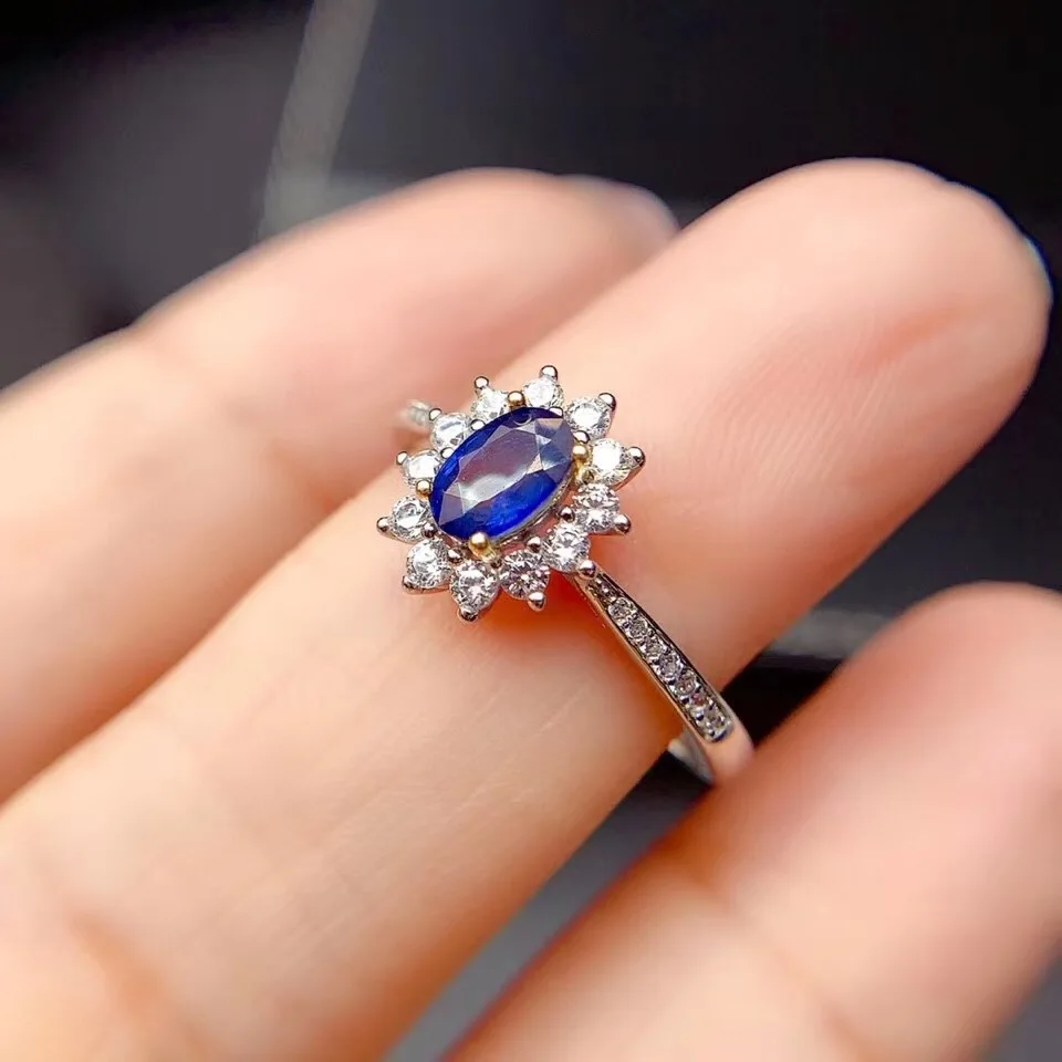 Natural sapphire ring, classic style, perfect quality gemstone, 925 silver, especially recommended