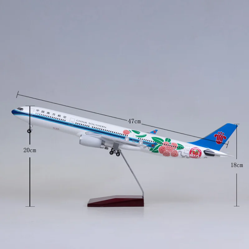 

47CM 1:135 Scale 330 A330 Model AIR China SOUTHERN Airlines Airway W Base Wheel Lights Resin Diecast Aircraft Plane Toy