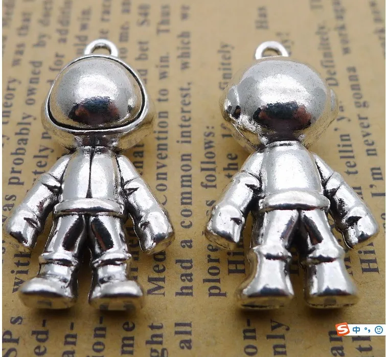 2pcslot 18x33mm 3D Astronauts Cosmonaut Charms Antique Silver Color Pendants for DIY Jewelry Making Charm