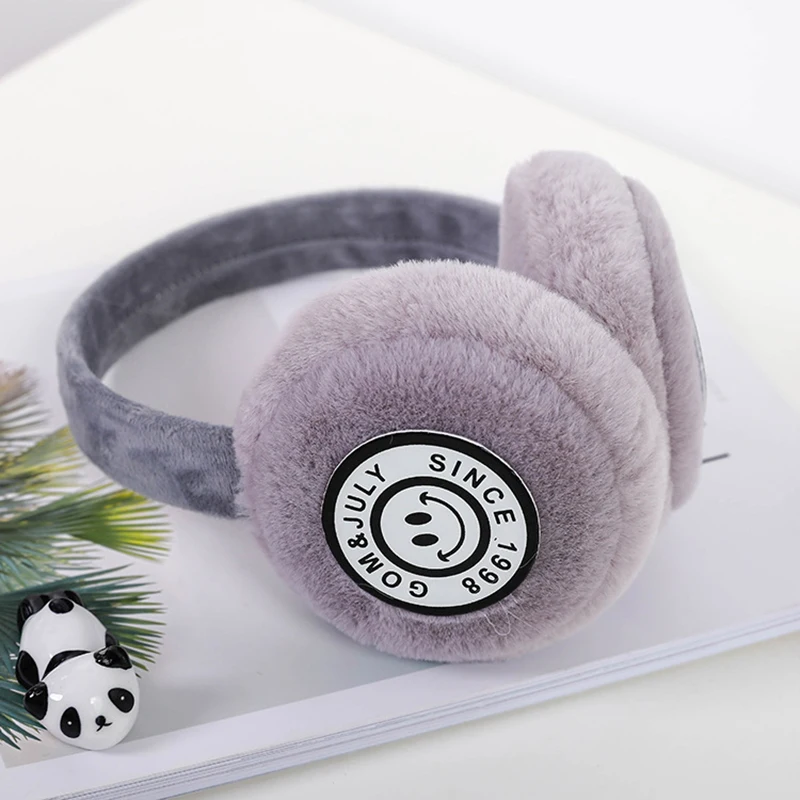 New Arrival Winter Fashion Solid Color Earmuffs Warm Earmuffs Ladies Cute Plush Ear Bags for Girls