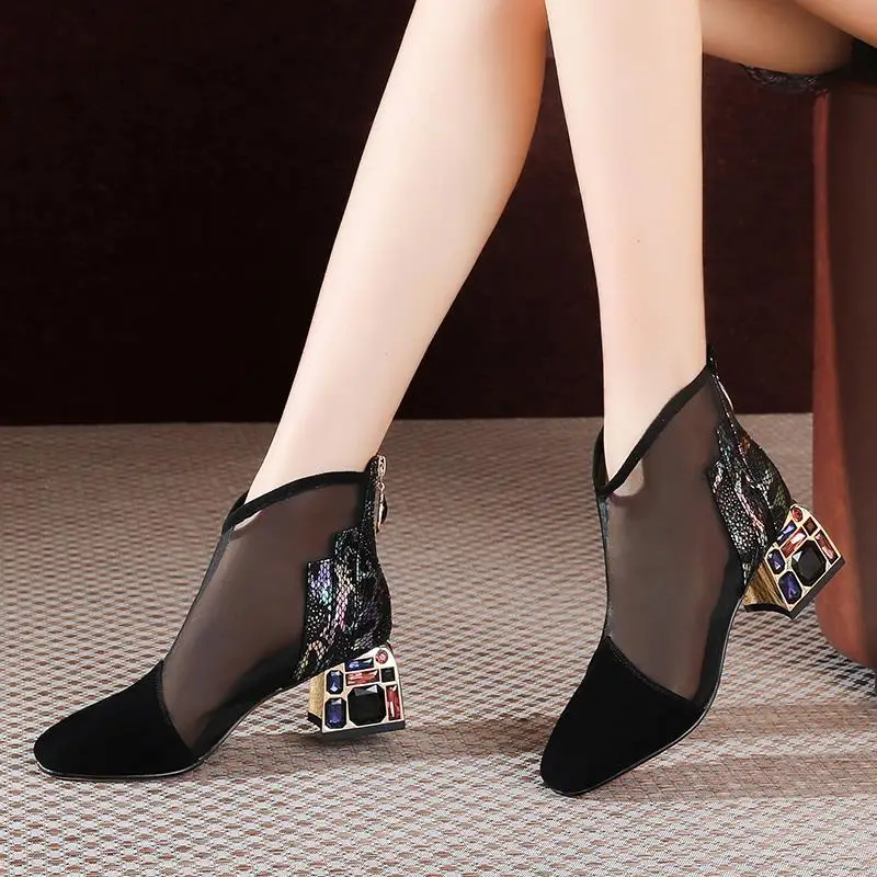 2020 NEW Mesh Sandals Boots Women Mesh Ankle Boot for Summer Mid Heel Rhinestone Ponited Toe Shoes Hollow Out Back Zip Black