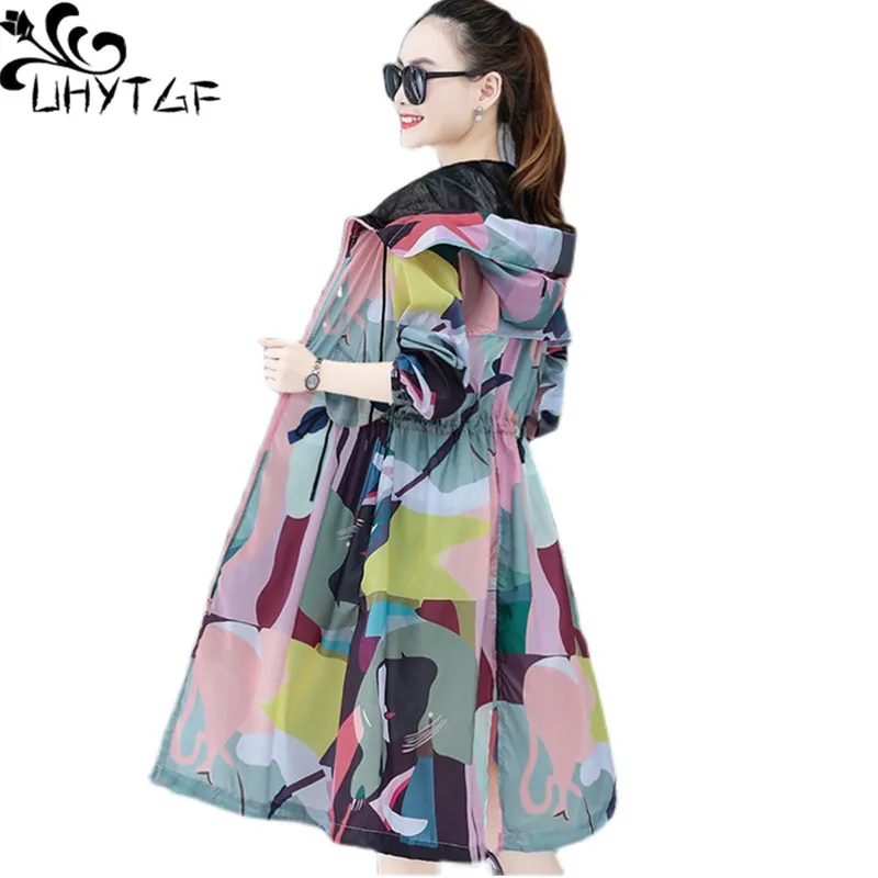 UHYTGF New Summer Coat Women's Fashion Printing Thin Sun Protection Clothing Hooded Breathable Outdoor Casual Female Jacket 1325