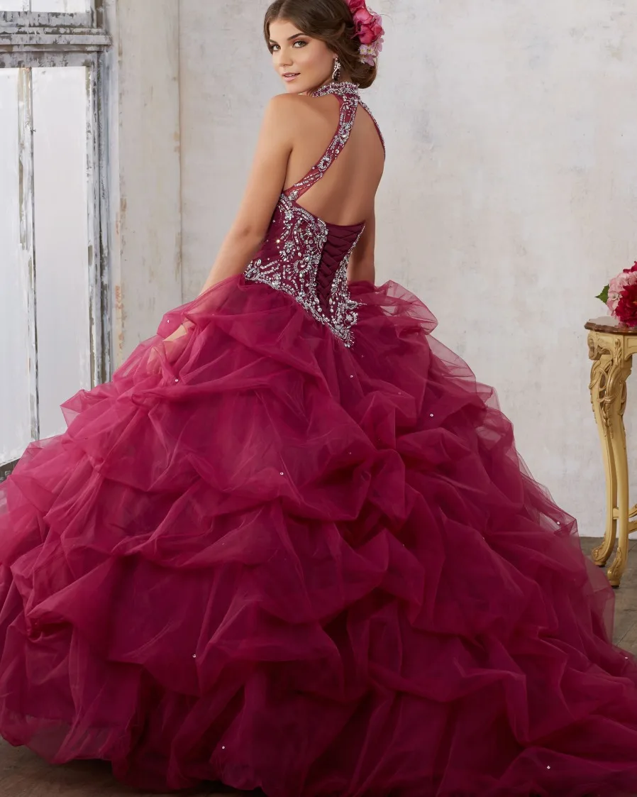 Sparkle Ball Gown borgogna abiti Quinceanera 2019 gonna a sbuffo in rilievo di cristallo formale 15 anni abito da ballo a buon mercato