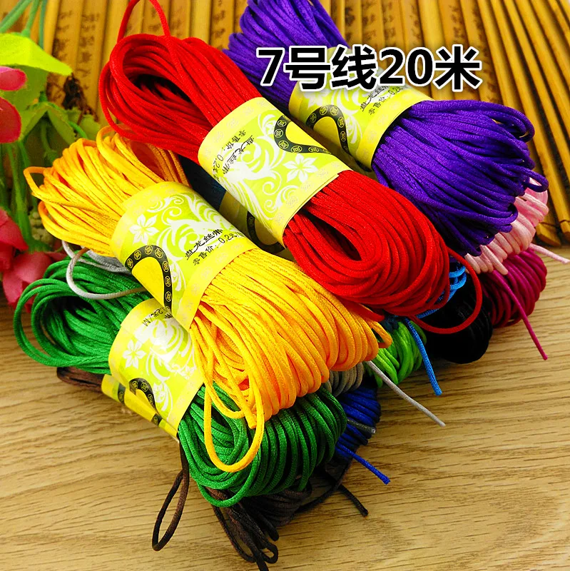 Chinese Knitted Hand-Woven Bracelet Necklace Made of 20 Meters Knotted Yarn on No. 7 Thread