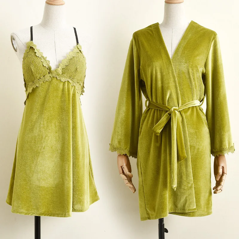 

Green Velvet Robe Set Women V-neck Sleep Set Lace Patchwork 2PCS Sleepwear Femme Nighty&Robe Set Velour Kimono Gown Homewear