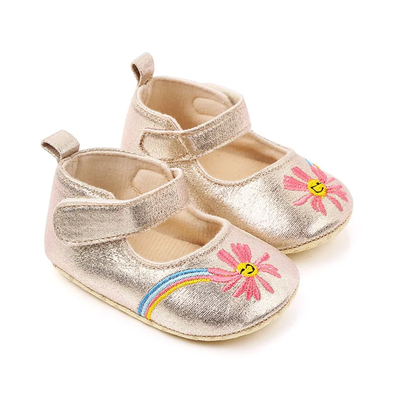 2021 New Baby Shoes Lovely Flower Infant PU First Walkers Soft Crib Shoes Antislip Newborn Girls Princess Shoes