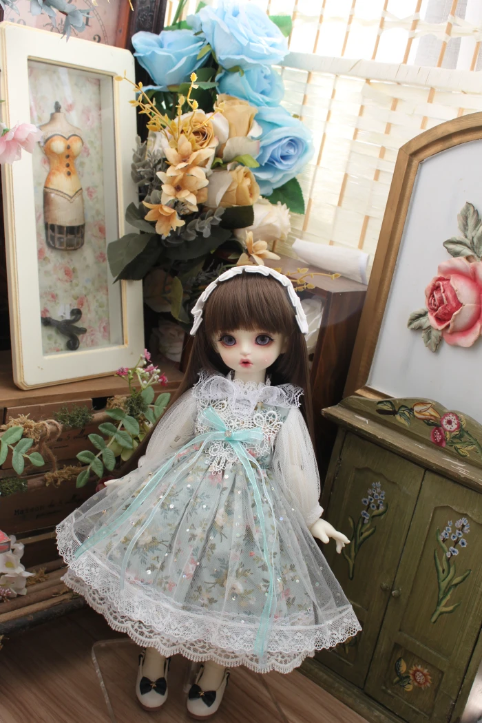 BJD doll dress is suitable for 1/31/41/6  Blythes giant baby fashion small fresh rural dress skirt + white simple headpiece suit