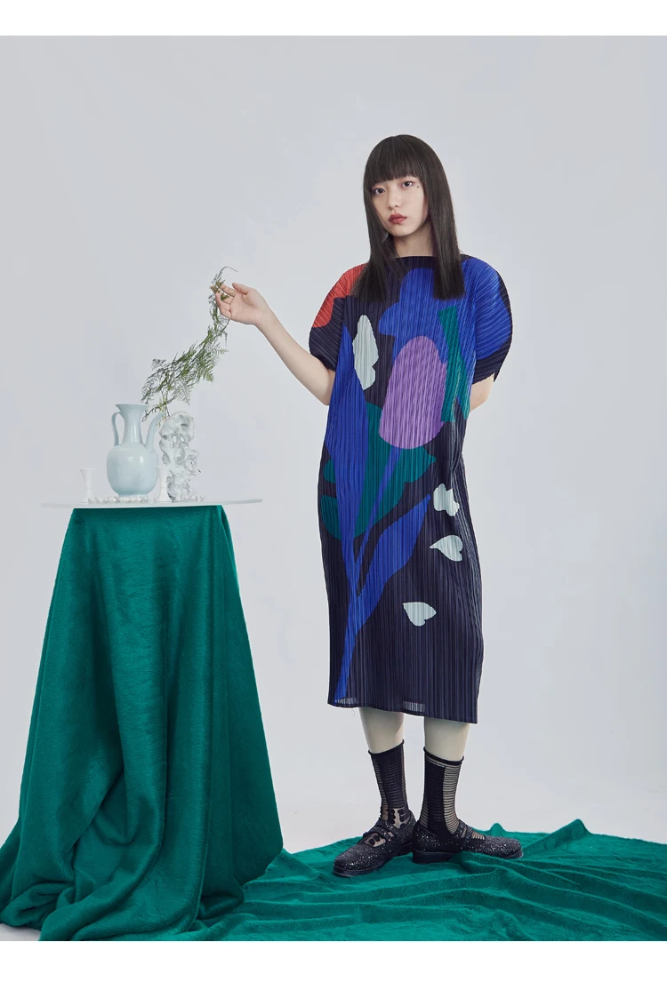 

HOT SELLING Miyake fold new style cross o-neck print dress IN STOCK