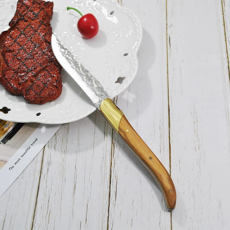 Laguiole Steak Knives Set Olive Wood Handle Japanese Table Knifes Polished Jaws and Hammered Blade Stainless Restaurant Cutlery