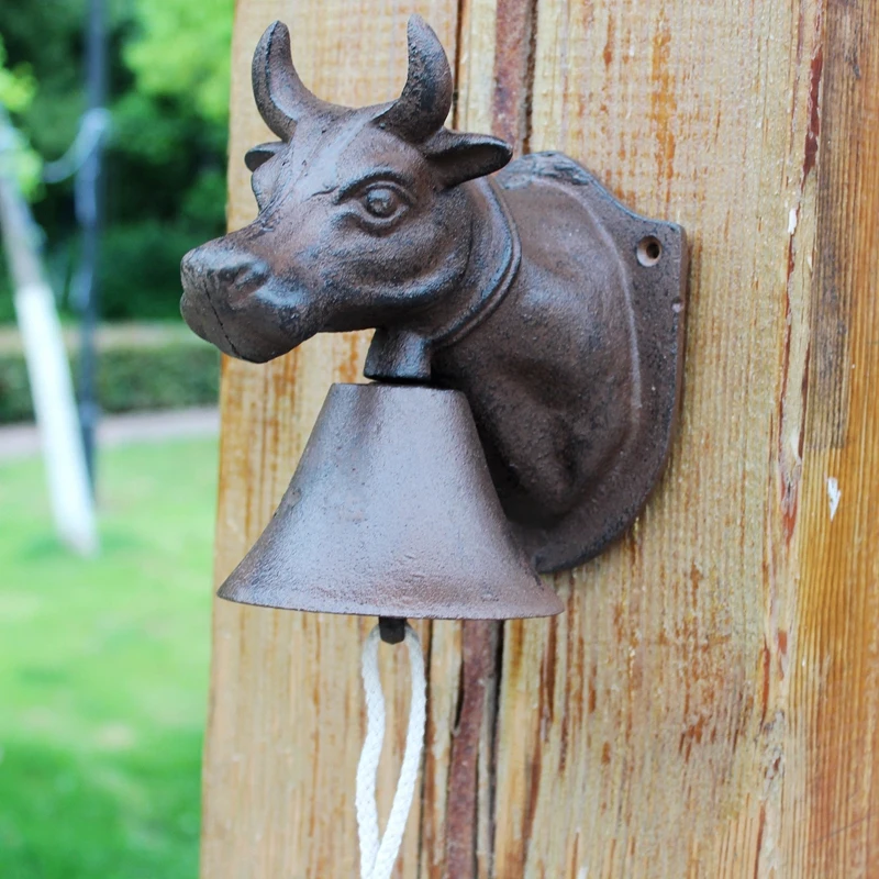 Retro Rustic Bull Head Cast Iron Hand Cranking Welcome Door Bell Farm House Accents Handmade Home Garden Decor Animal Figurines