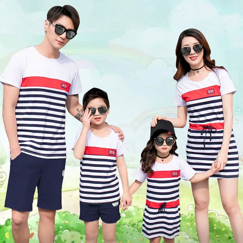 Family Look Mother Daughter Dresses Summer Family Matching Outfits Short-sleeve Family Clothing Sets Father Boy Clothes