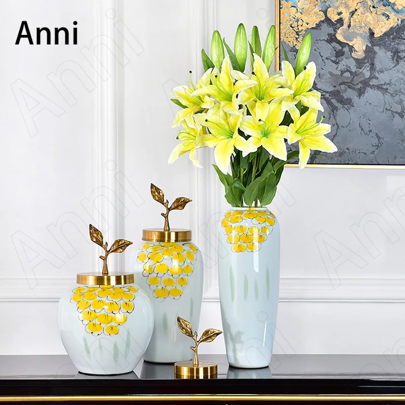 

Large Painted Ceramic Vase European Modern Flower Vases with Golden Leaves Lid Ornaments Desk Decorative Plant Pots Home Decor