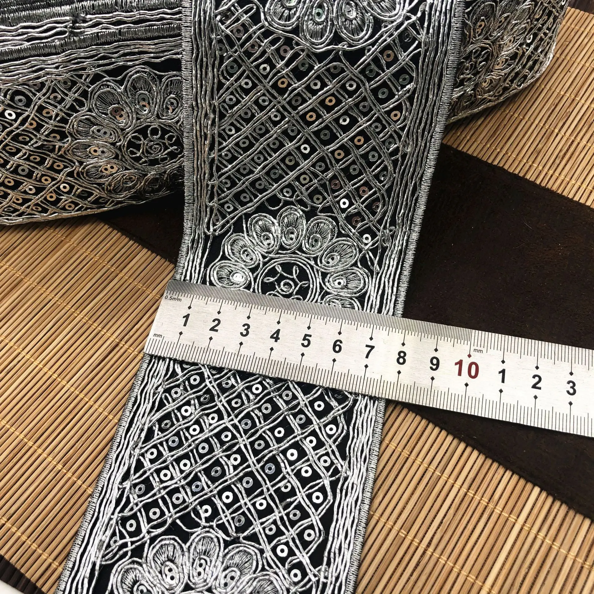 3Meter 7.8 centimetri Oro Argento Etnico Filo Paillettes Nastri E Fettucce Pattini di Vestito Del Nastro Del Nastro Decorativo Ricamato In Pizzo