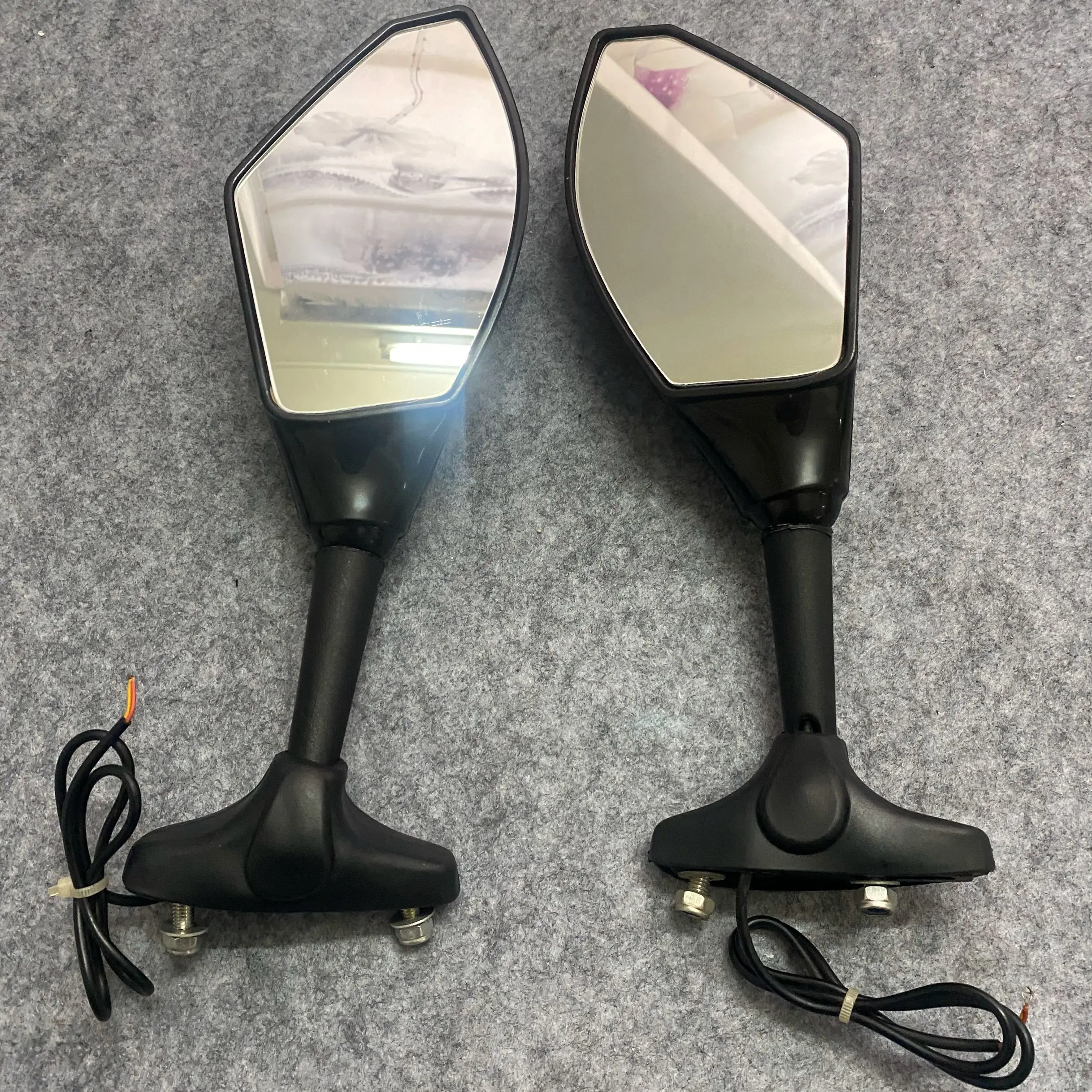 Universal Motorcycle Indicator  Rear View Side Mirrors Integrated LED Turn Signals Fit for HONDA CBR250 CBR400 CBR1100XX CBR300