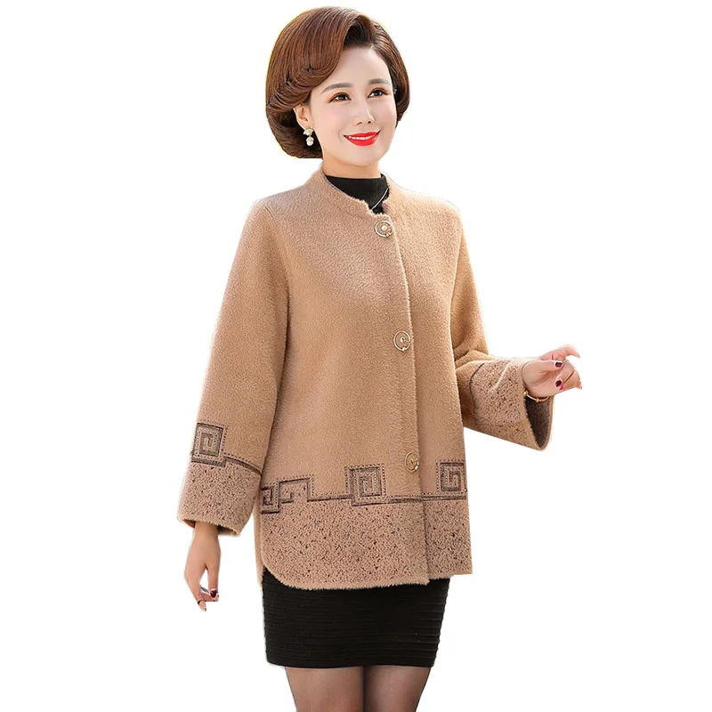 2023 Woolen Jackets Middle-Aged Elderly Autumn Women\'s Coat Short Sweater Cardigan Female Imitation mink velvet Outerwear Tops