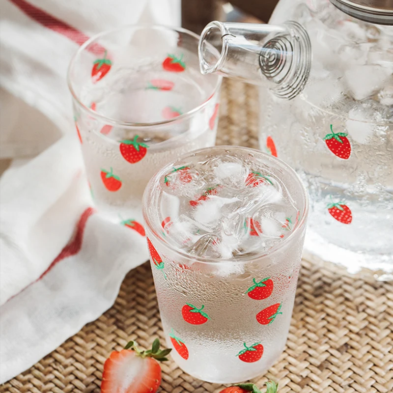 Kawaii Strawberry Glass Cold Water Pot Large Capacity Juice Fruit Teapot Heat Resistant Glass Kettle For Boiling Water Cute Cups