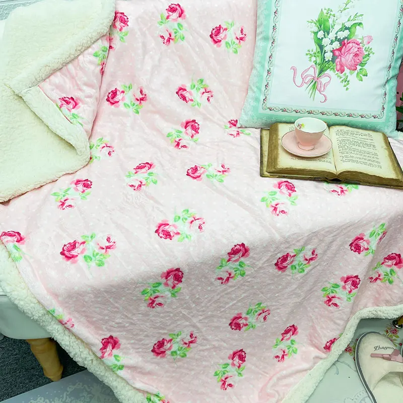 Autumn Winter Single Blanket Fleece Thick Warm Quilt Office Nap Blankets French Classic Printing Velvet Blanket Home Bedding