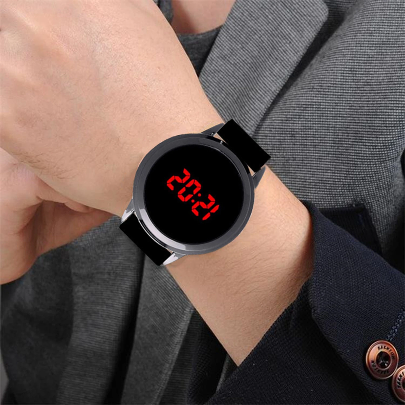 Fashion Couple Watch Men Simple LED Electronic Digital Business Watch Wristwatch