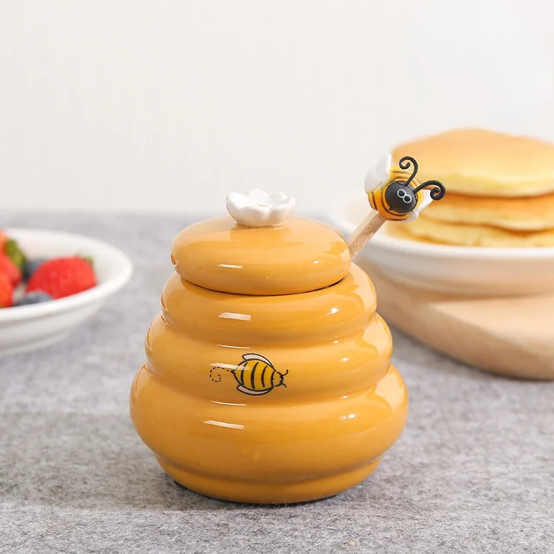 Joie Ceramic Beehive Honey Pot and Wooden Dipper honey jar with lid Honey Stir Bar For Honey Jar Supplies Kitchen Accessories