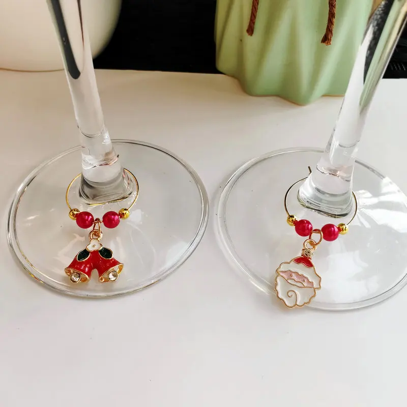 Set of 6pcs Christmas Party Wine Glass Marker Charms Rings Marker Bar Table Decorations