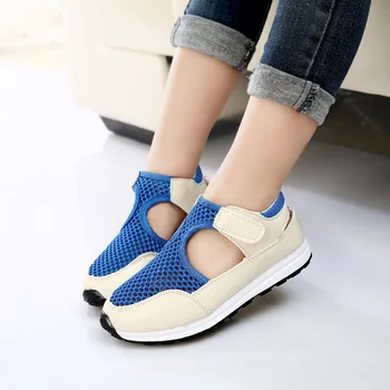 2022 yumuşak yeni moda yaz çocuk ayakkabı hava Mesh erkek ve kız sandalet nefes cut-çıkışları çocuklar Sneakers Unisex ab 21-36