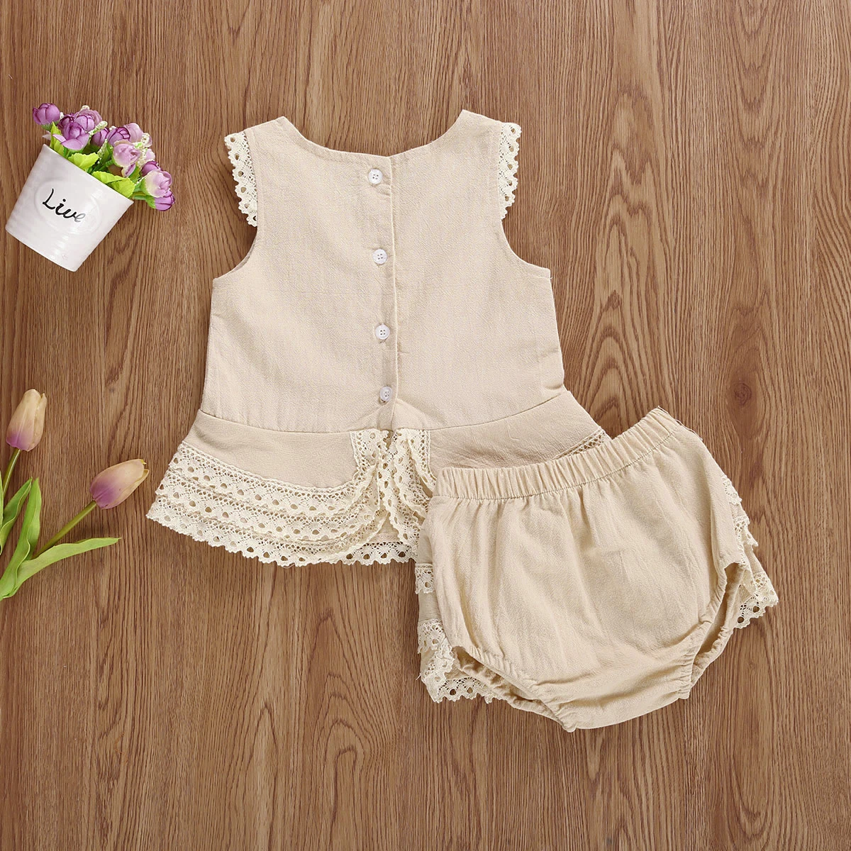 Sweety Summer Girls Clothes Set Sleeveless Lace Vest Top with Layered Hem Tiered Bloomers Shorts Cute Baby Clothing