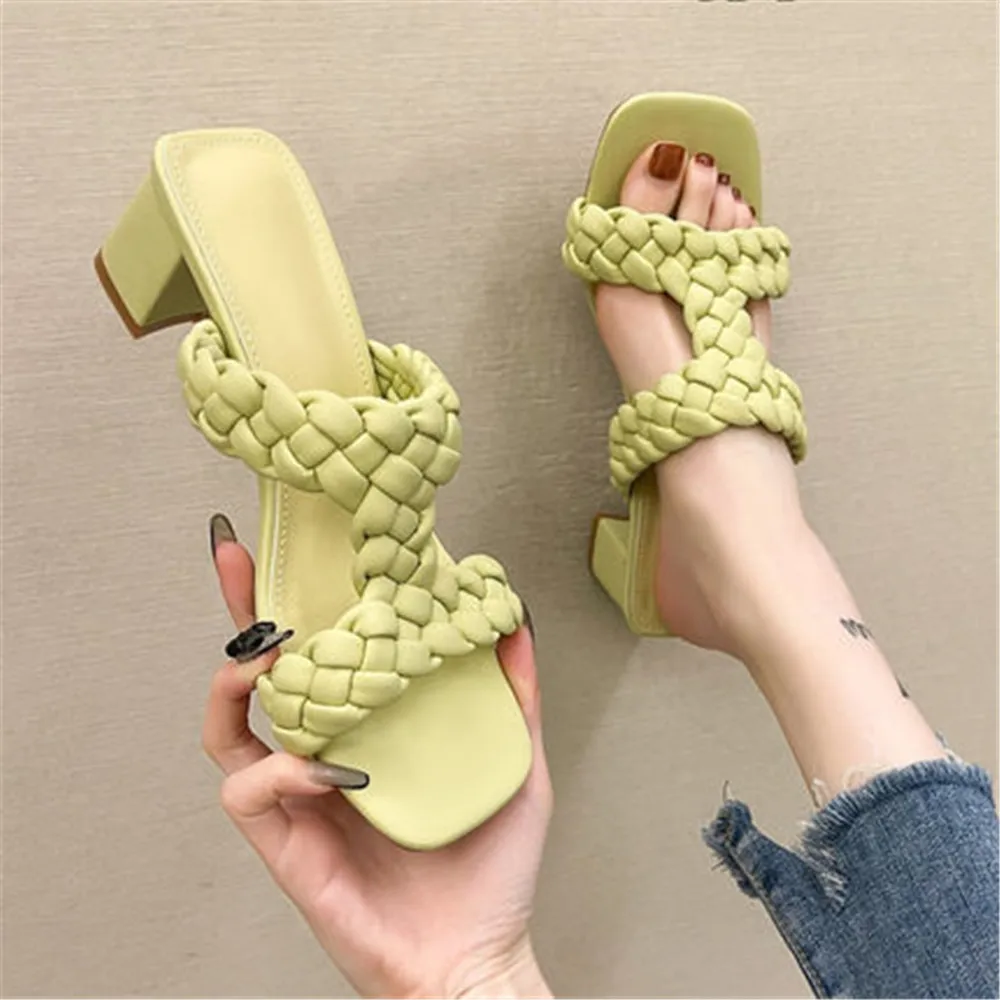 Thick High Heel Square Toe Slippers Outdoor Wear Temperament Cool Drag Weaving 2024 Summer New Comfortable Sweet Beauty Shoes