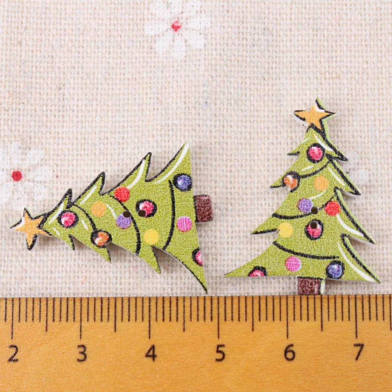 Christmas Tree Shaped Wooden Buttons Sewing Boton Handmade Accessories for Christmas Decoration 50pcs 38x29mm