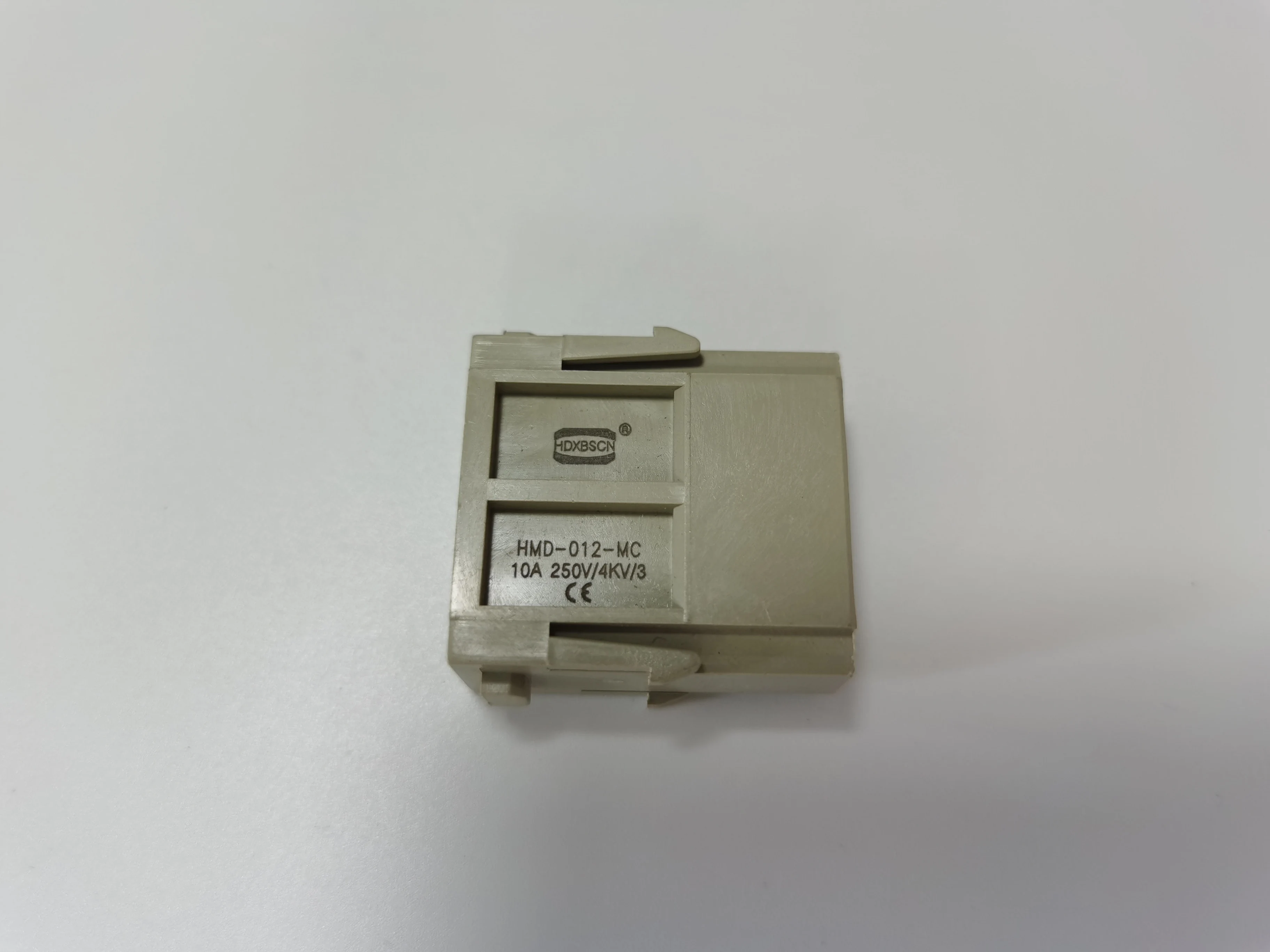 SOCKETS MULTIPOLARES-HDC SOCKETS RECTANGULAR HMD-012 HEAVY DUTY CONNECTOR 12PINS 10A 250V CRIMP MODULE