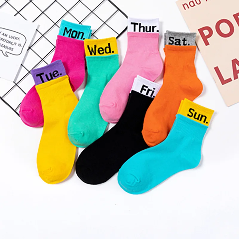 Fashion Women Socks Cotton Solid Color Business Sock Ladies British Style Week Socks For Girls Women Soks Hip Hop Sox Steetwear