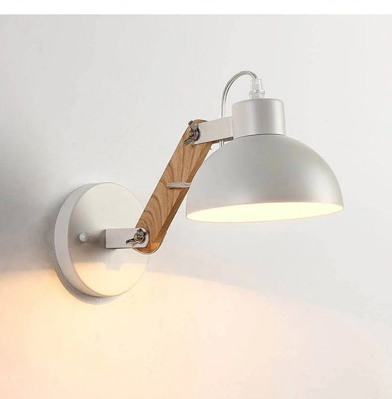 LED Wall Lamp Nordic Bedside Bedside Iron Wood Wall Lights Practical Adjustable Reading Study Lighting New Home Decors Sconces