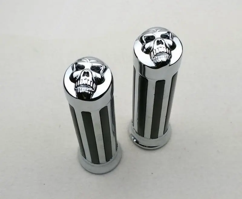 1 Pair Motorcycle Skull Stripe Chrome Hand Grips Handle Bar 1\'\'