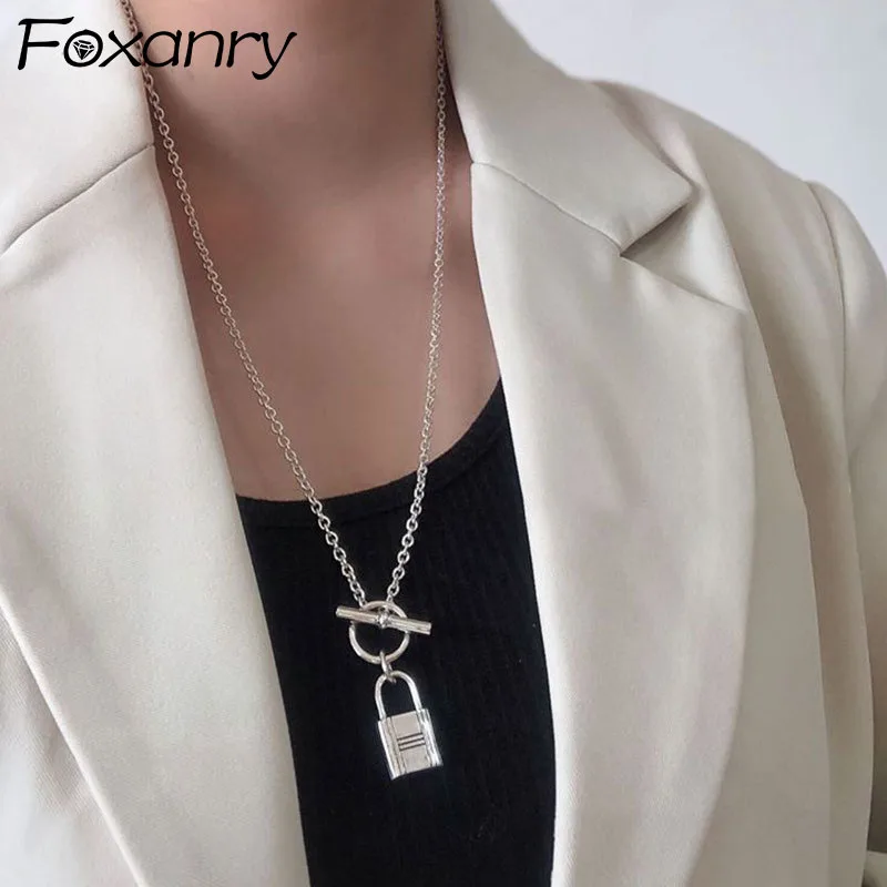 FOXANRY kolor srebrny naszyjnik sweter INS moda Hip Hop Vintage pary kreatywny OT zamek klamrowy wisiorek biżuteria Party